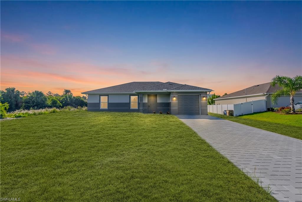 180 Peerless St Property Photo 2