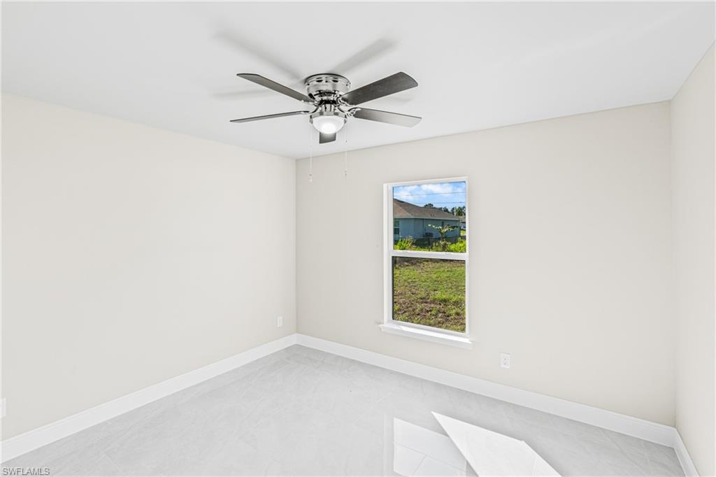 180 Peerless St Property Photo 12