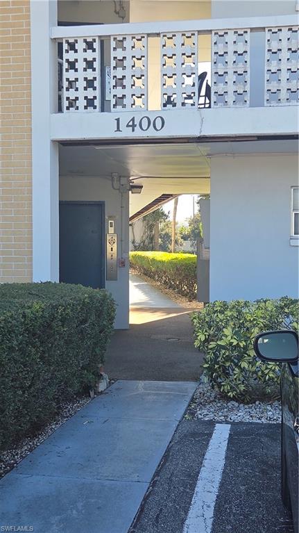1422 Tropic TER Property Photo 1