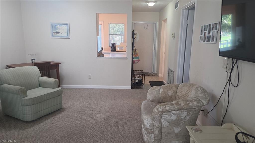 1422 Tropic Ter Property Photo 10
