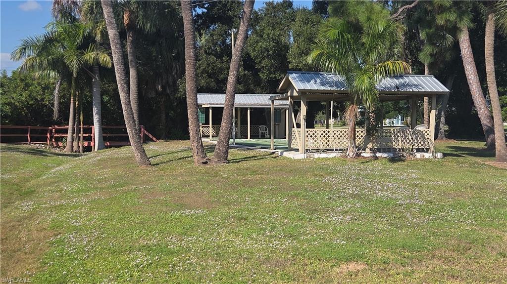 1422 Tropic Ter Property Photo 22