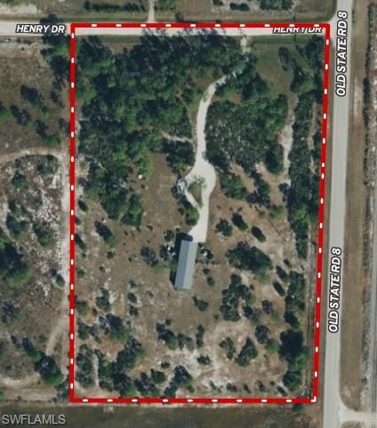 10 Henry Dr Property Photo 1