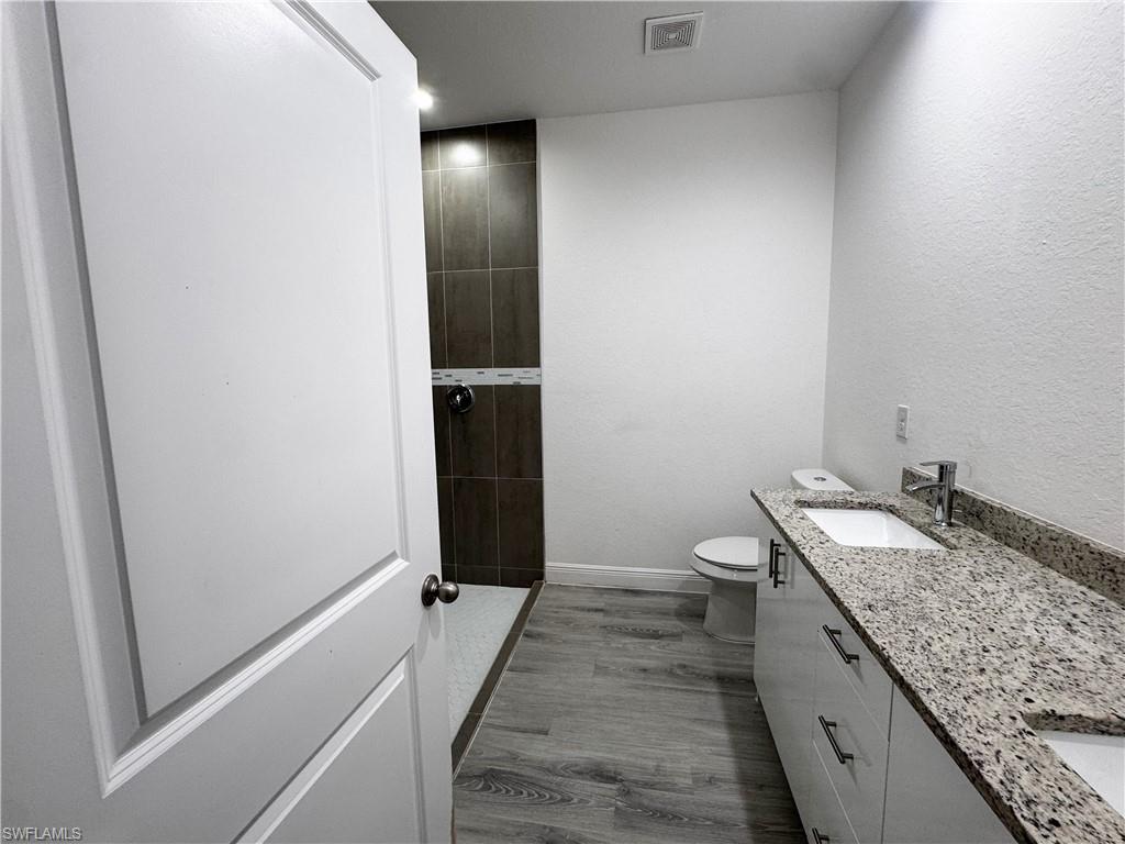 5004 Moon Ln Property Photo 8