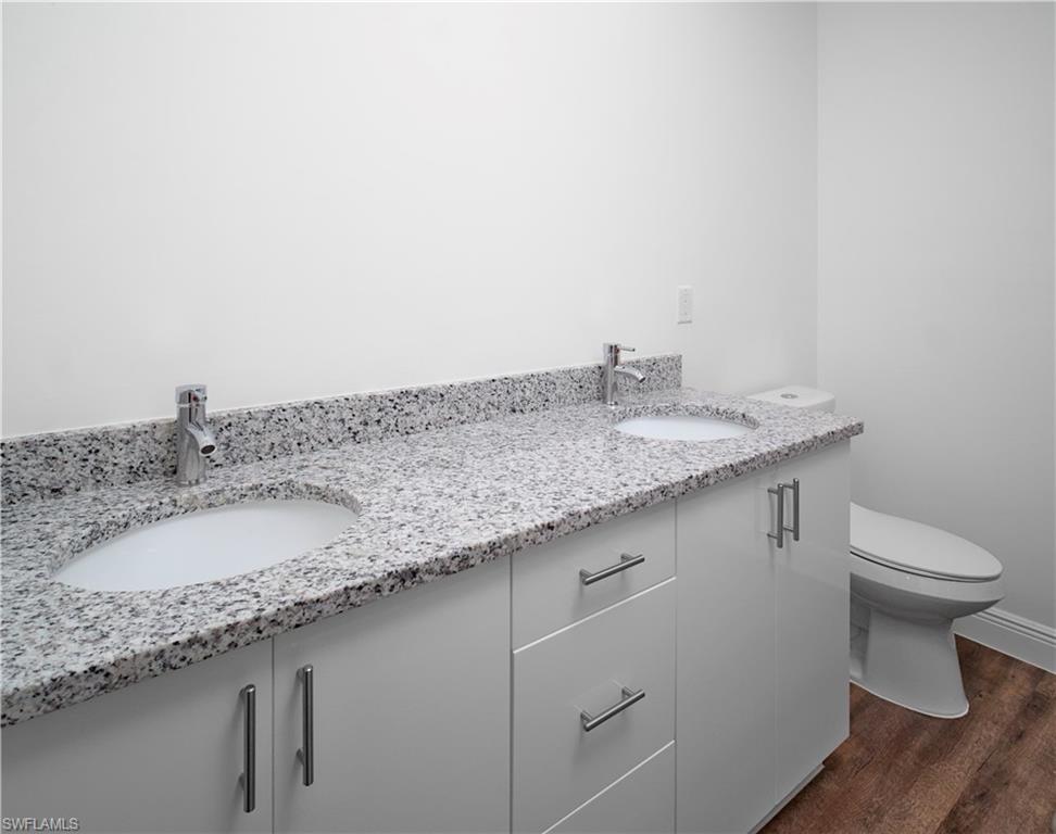 3010 Harvard Cir Ne Property Photo 7