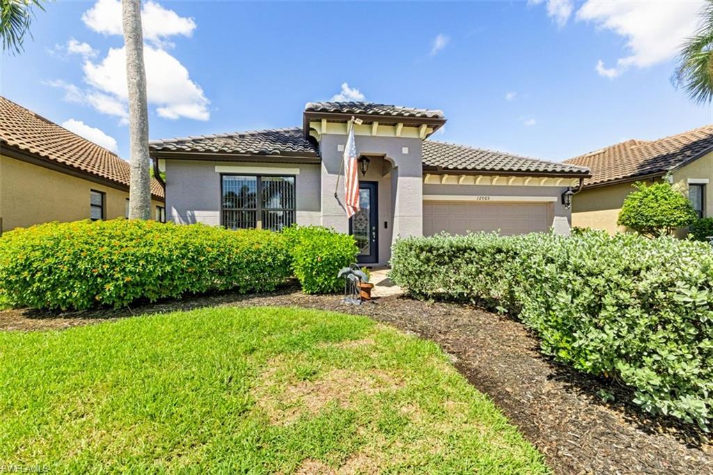 12065 Country Day Cir Property Photo 3