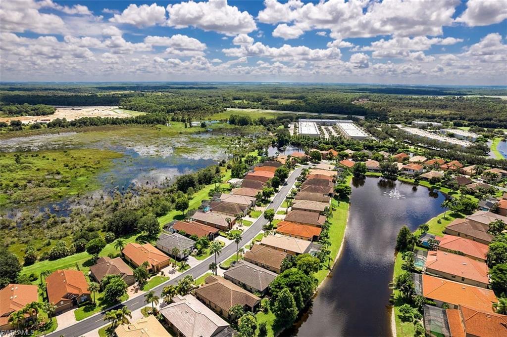 12065 Country Day Cir Property Photo 8