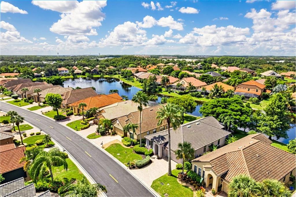 12065 Country Day Cir Property Photo 9