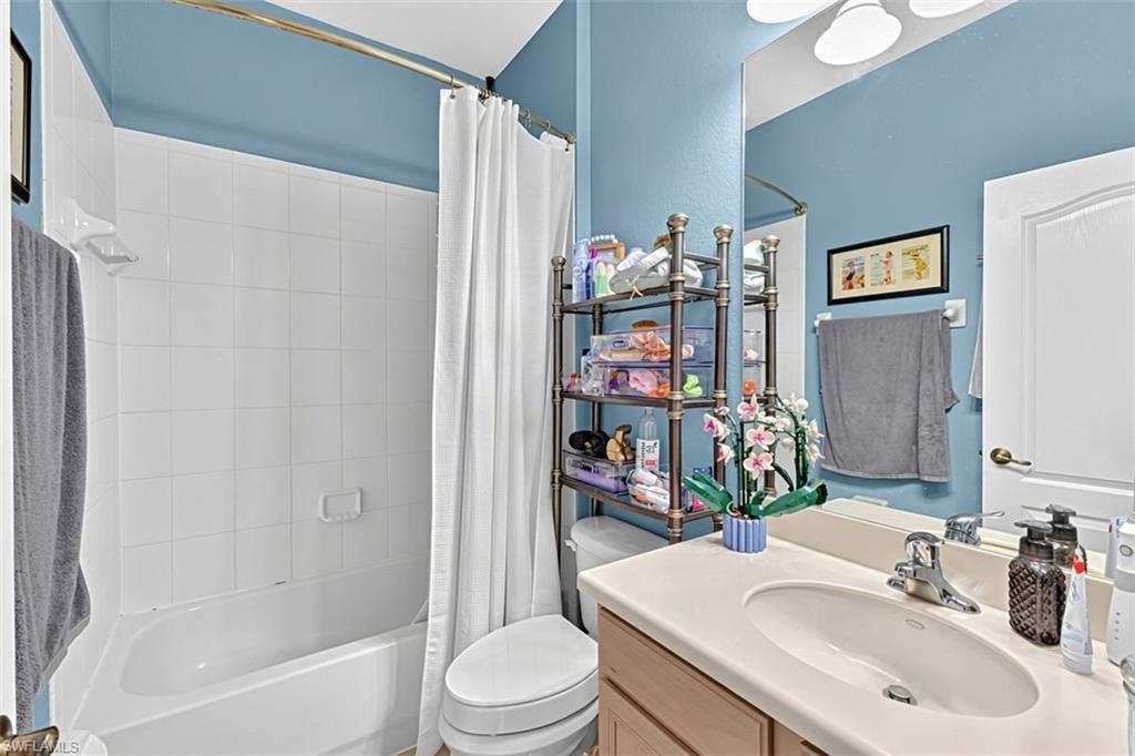 12065 Country Day Cir Property Photo 18