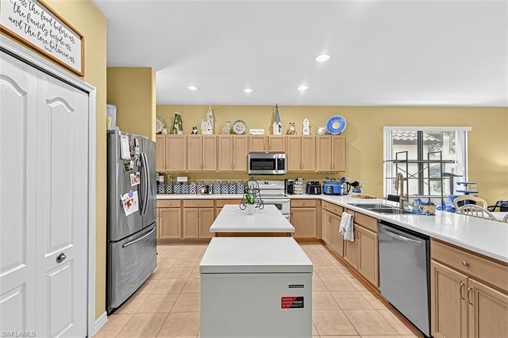 12065 Country Day Cir Property Photo 29