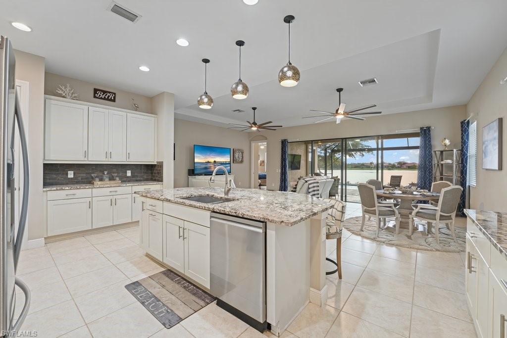 12766 Fairington Way Property Photo 6