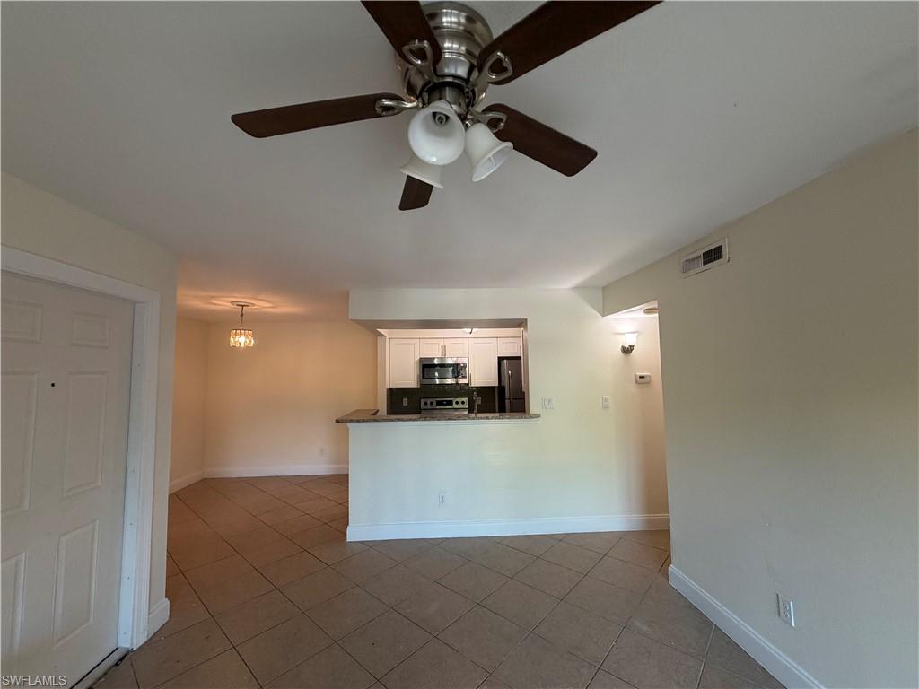 2925 Winkler Ave 914 Property Photo 3