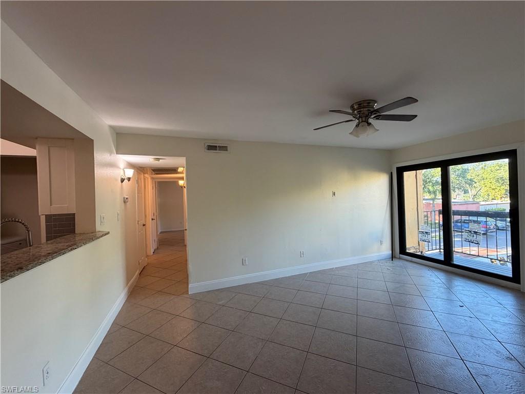 2925 Winkler Ave 914 Property Photo 4