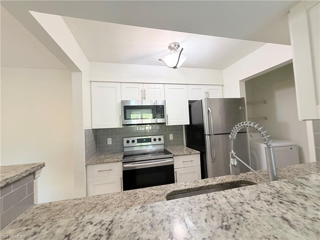 2925 Winkler Ave 914 Property Photo 5