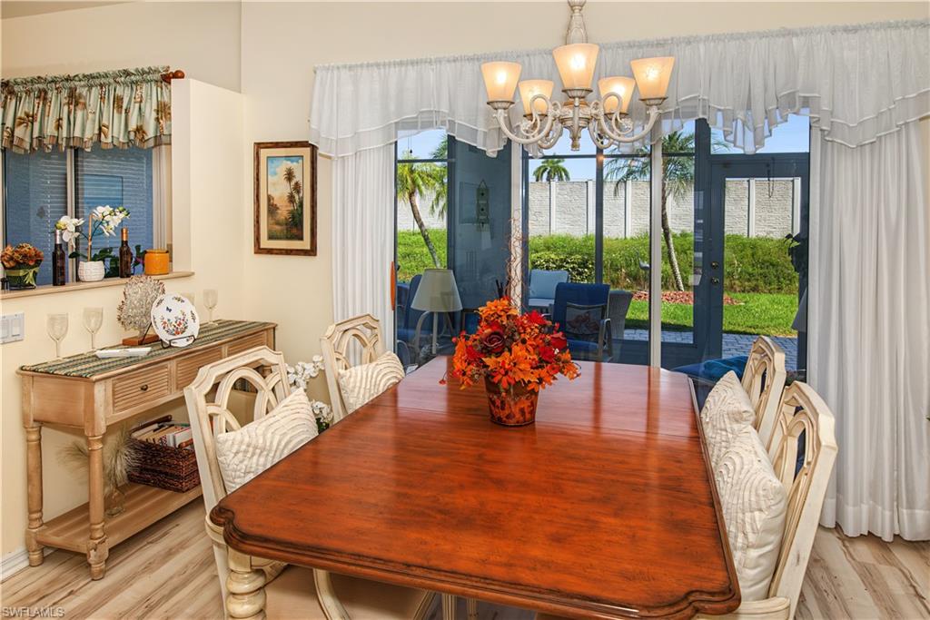 3821 Ponytail Palm Ct Property Photo 15