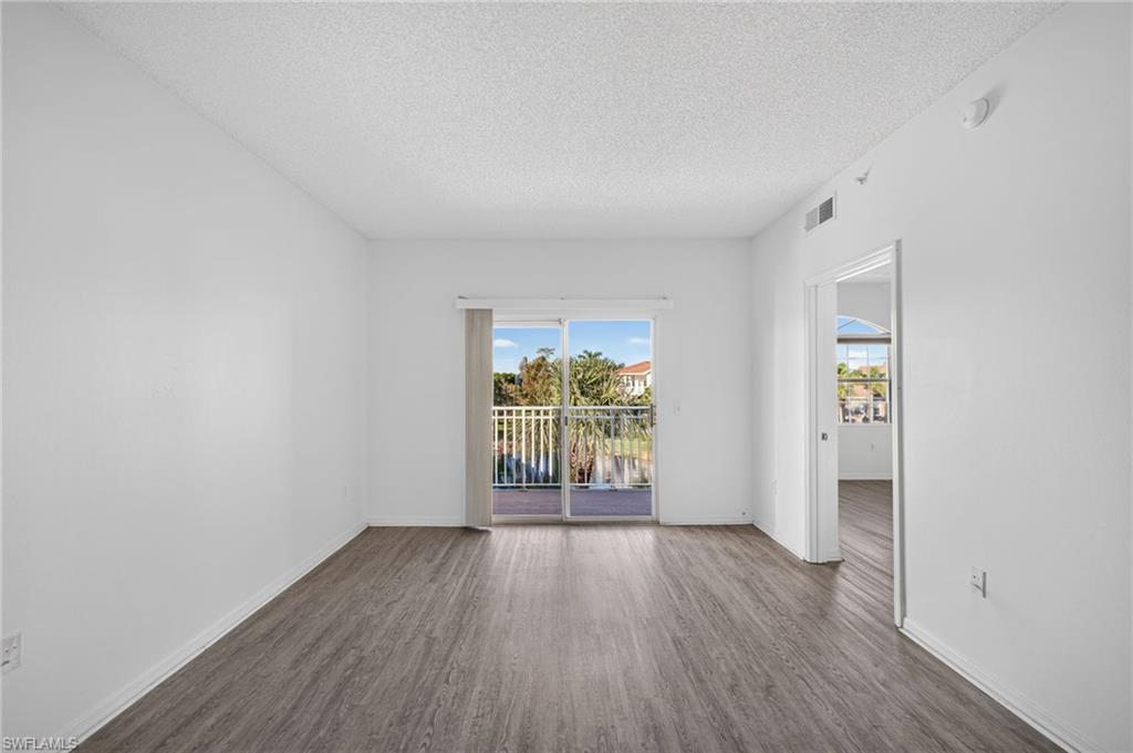15655 Ocean Walk Cir 301 Property Photo 5