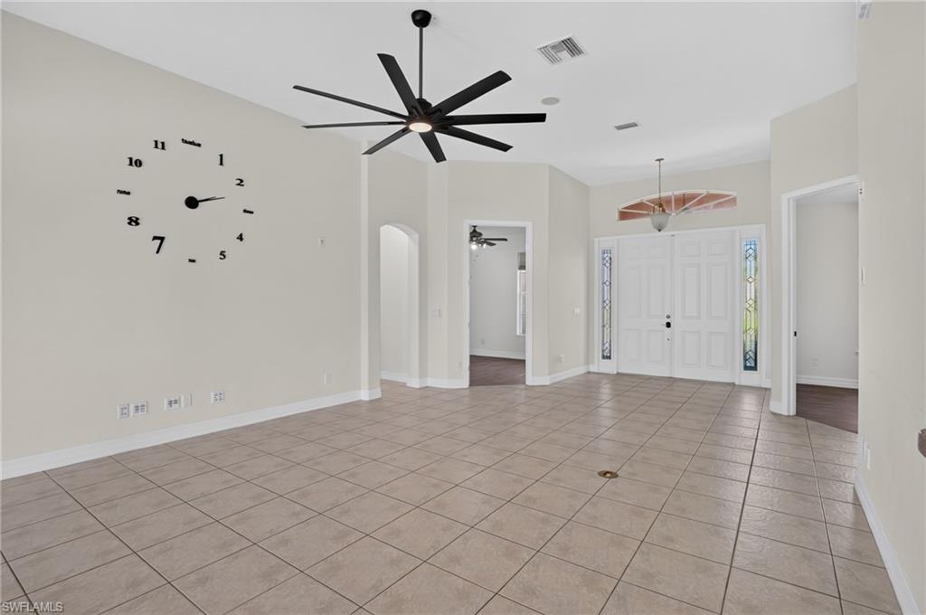 1012 Sw 39th Ter Property Photo 4