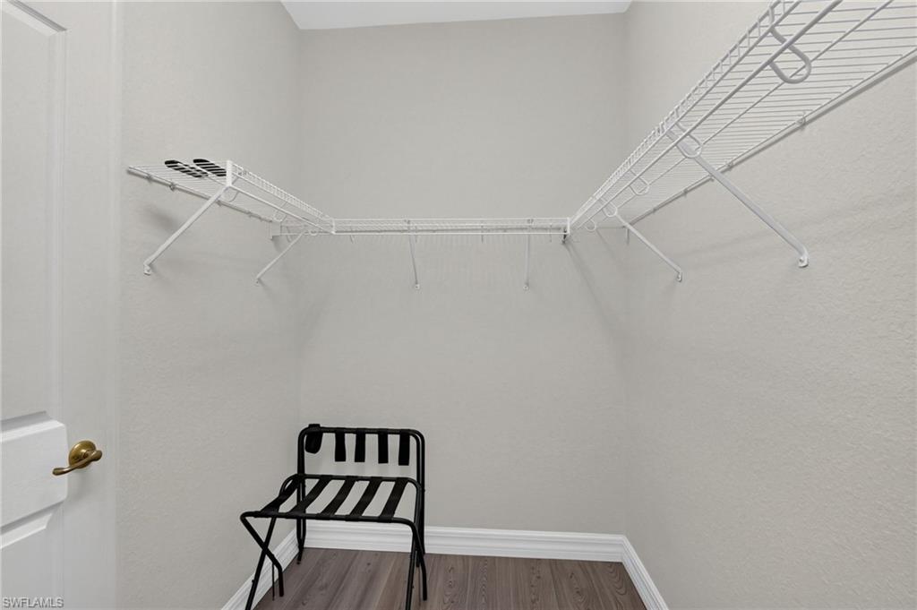 1012 Sw 39th Ter Property Photo 17