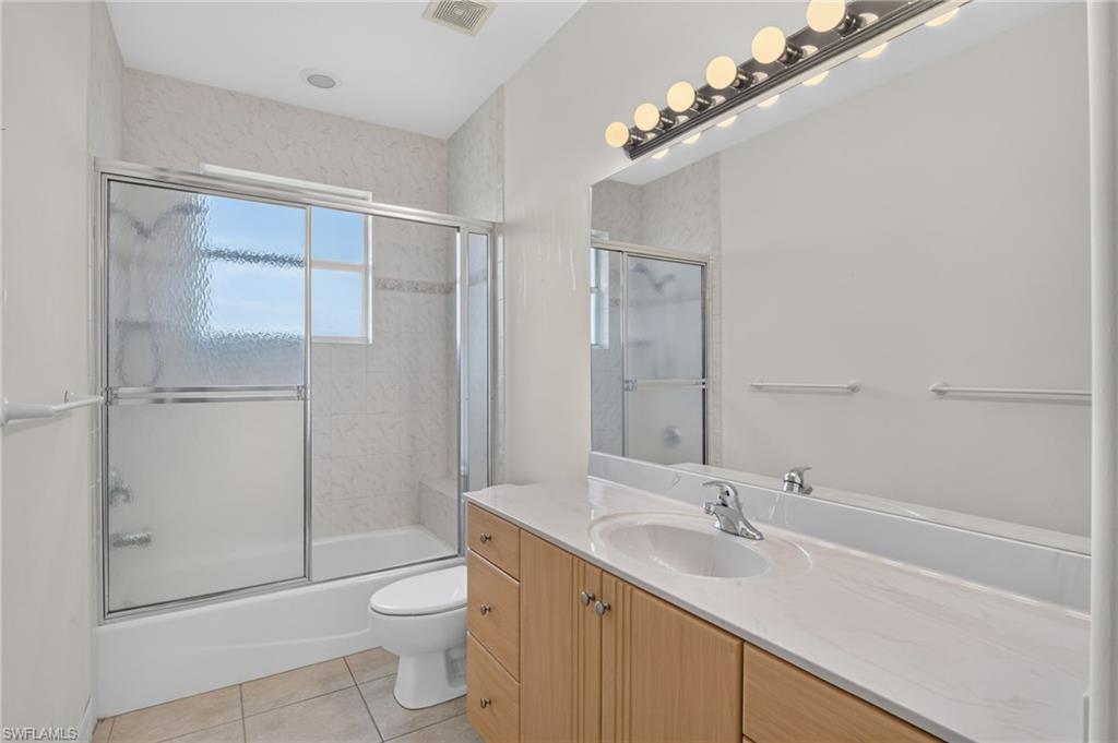 1012 Sw 39th Ter Property Photo 28