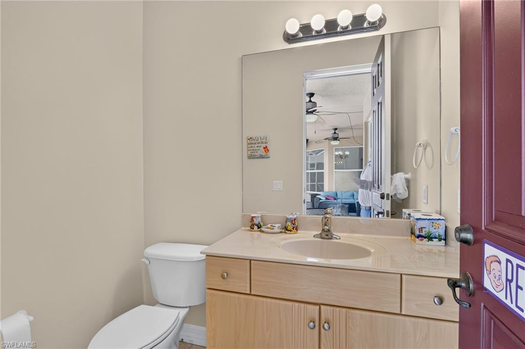 1012 Sw 39th Ter Property Photo 37