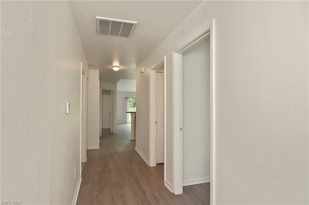 710 Jenna Ave S Property Photo 2