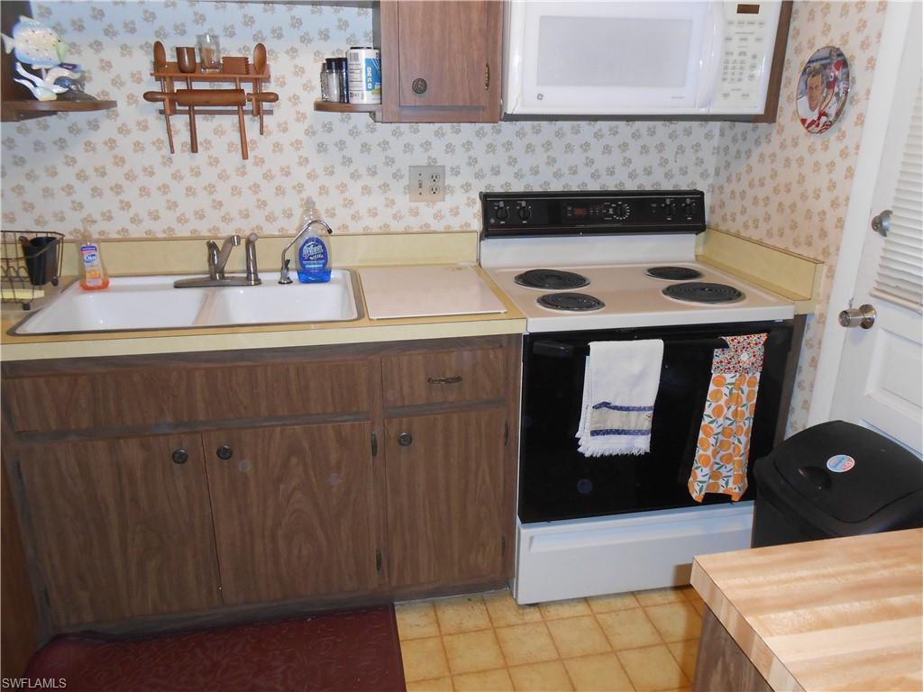 331 Joel Blvd 306 Property Photo 5