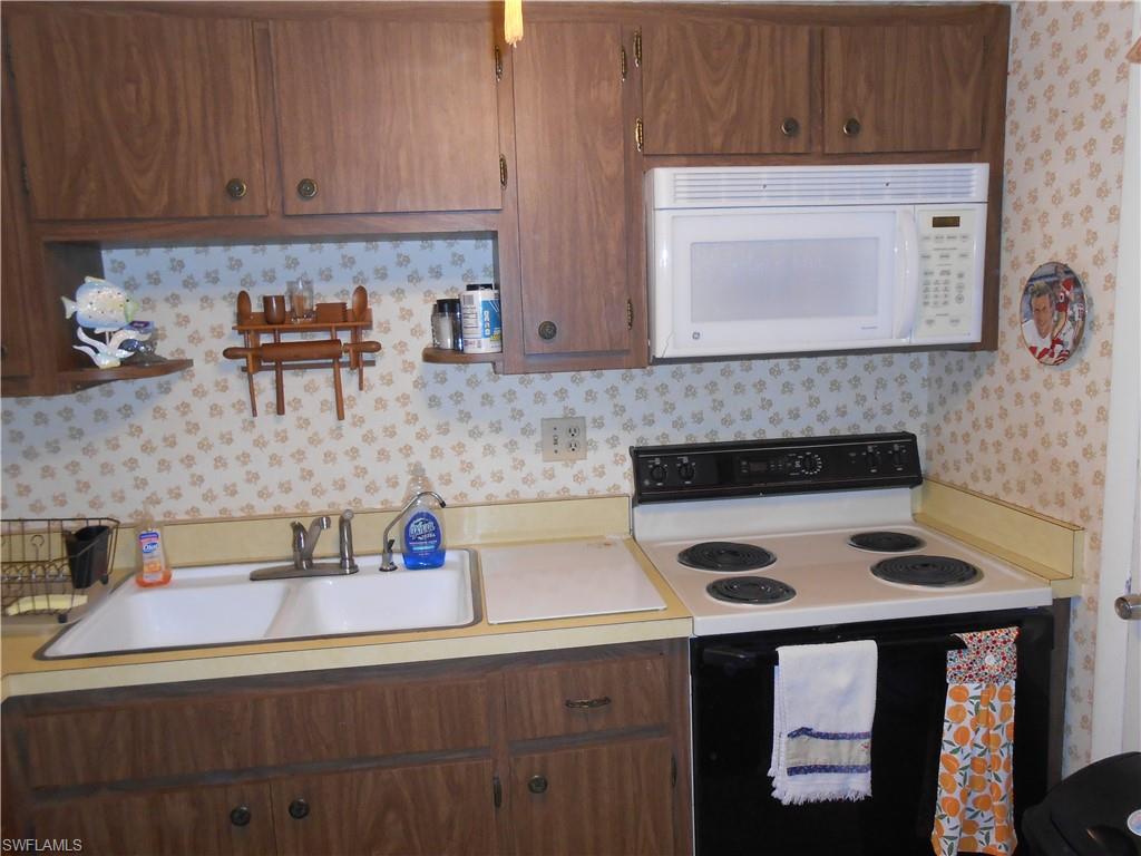 331 Joel Blvd 306 Property Photo 6