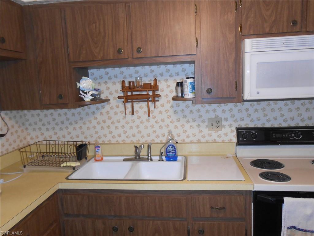 331 Joel Blvd 306 Property Photo 8