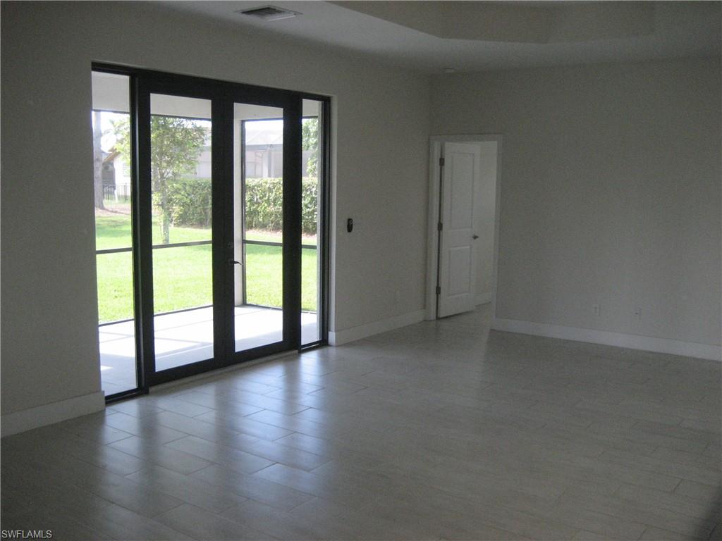 1414 Sw 16th Ter Property Photo 12