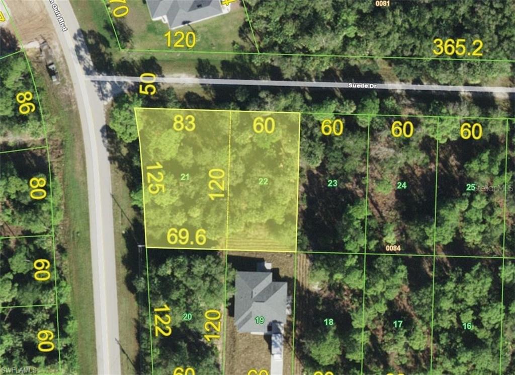 27051 Suede Dr Property Photo 4