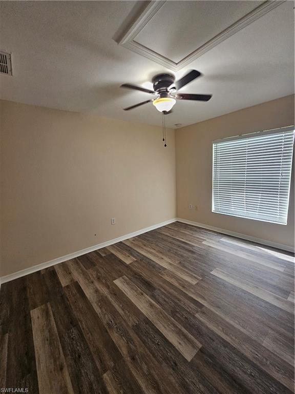 1116 Irving Ave Property Photo 12