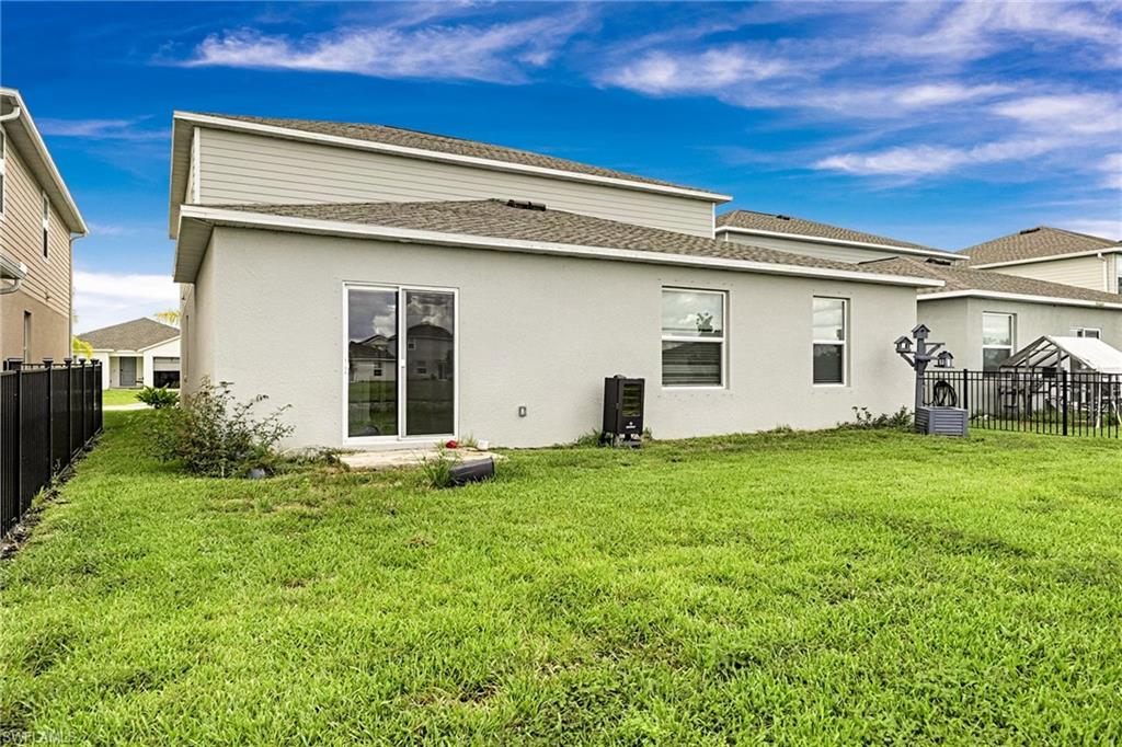 19734 Lavender Field Ct Property Photo 5