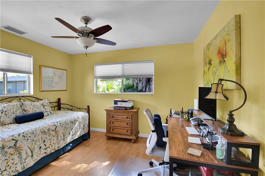 431 Van Buren St E5 Property Photo 12