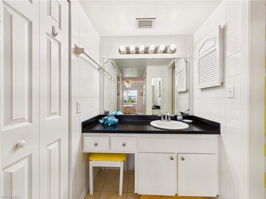 232 Palm Dr 47-5 Property Photo 16