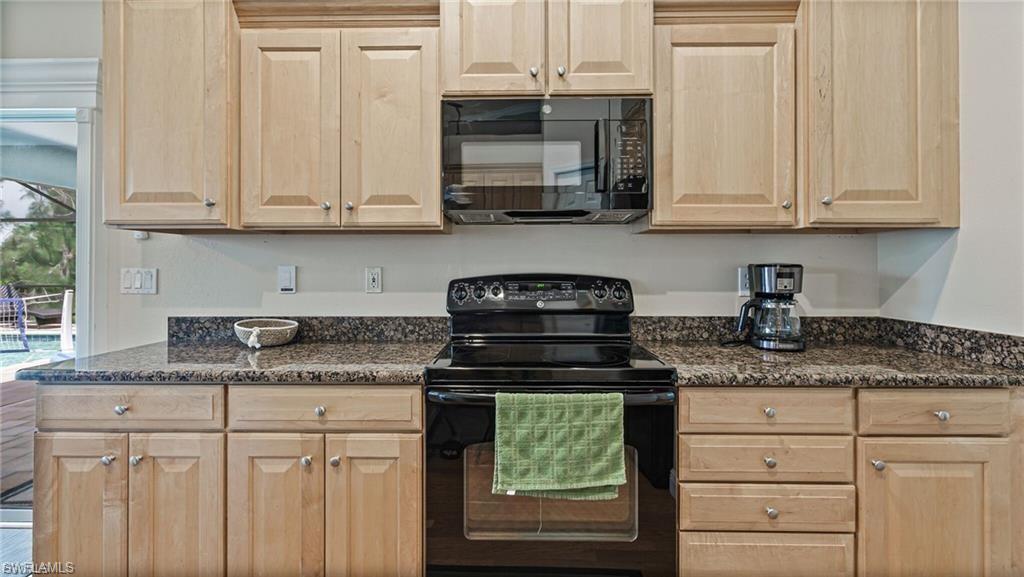 16560 Wellington Lakes Cir Property Photo 13