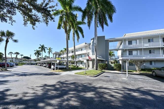 215 Cypress WAY E C2 Property Photo 1