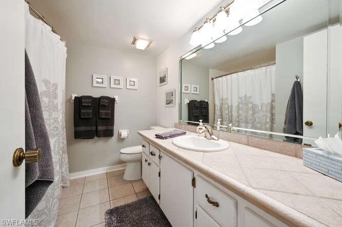 215 Cypress Way E C2 Property Photo 8