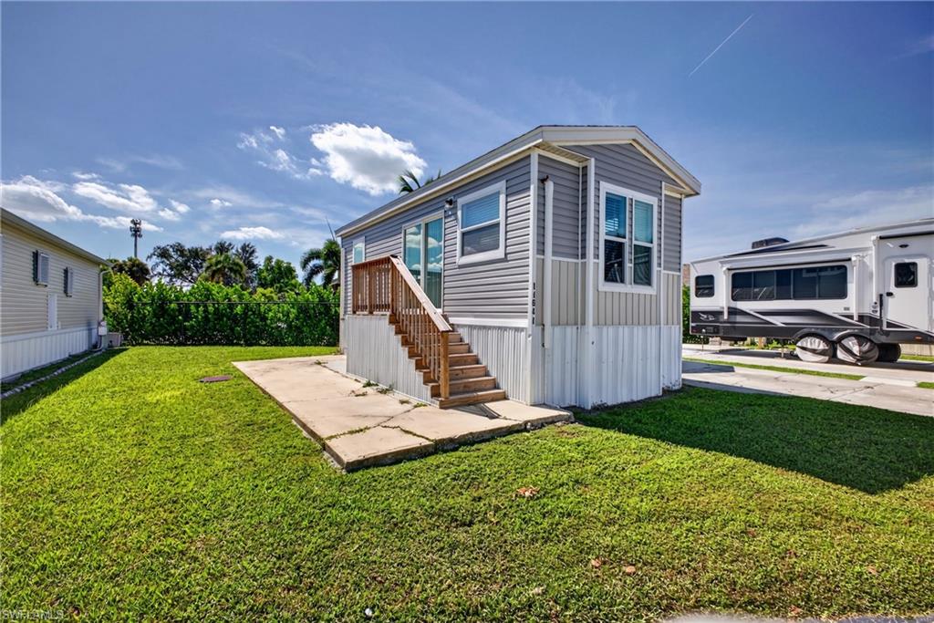 11641 Ariana Dr 13 Property Photo 2