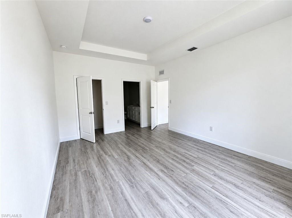 8056 Sherwood Cir Property Photo 4
