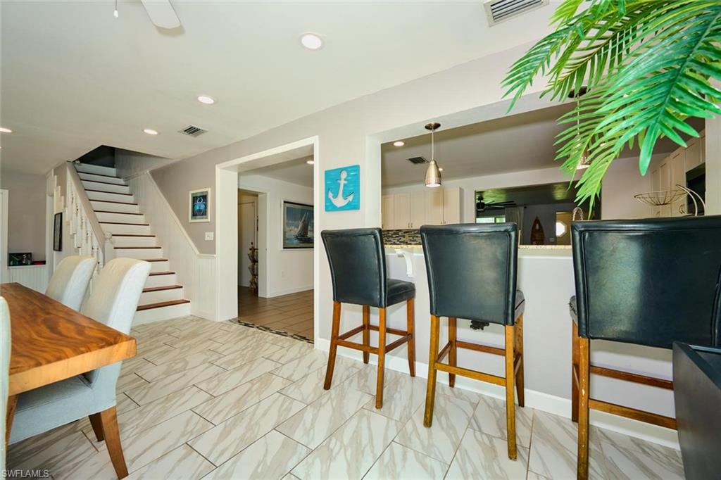 2212 Crystal Dr Property Photo 15