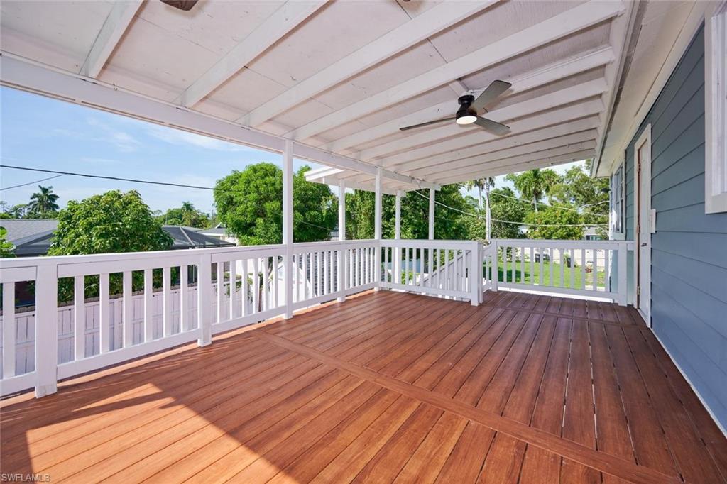 2212 Crystal Dr Property Photo 34