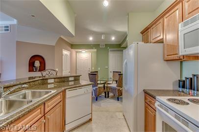 12940 Positano Cir 203 Property Photo 14