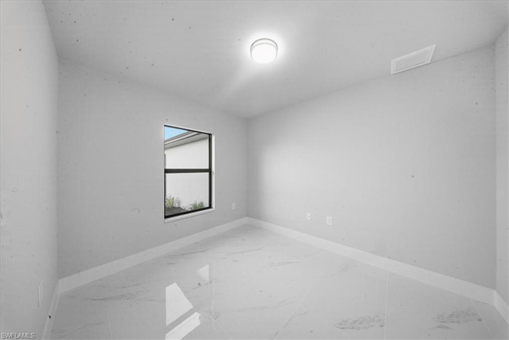 386 Pauline Ave Property Photo 11