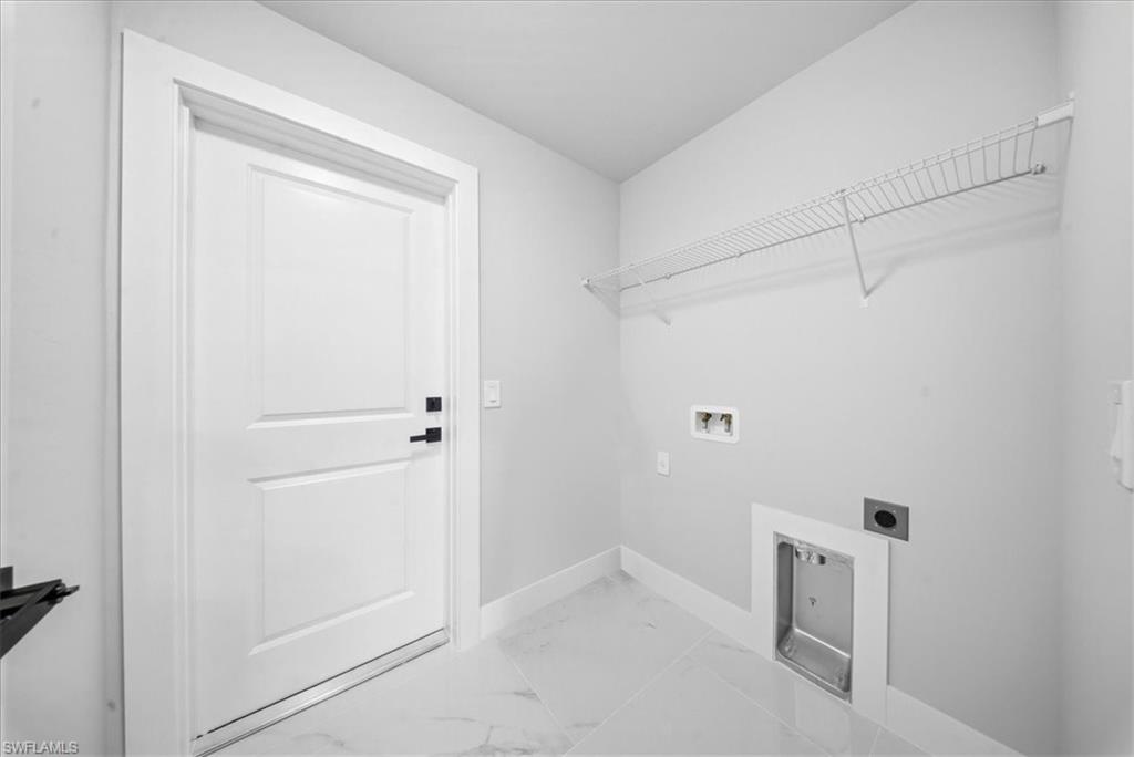 386 Pauline Ave Property Photo 33