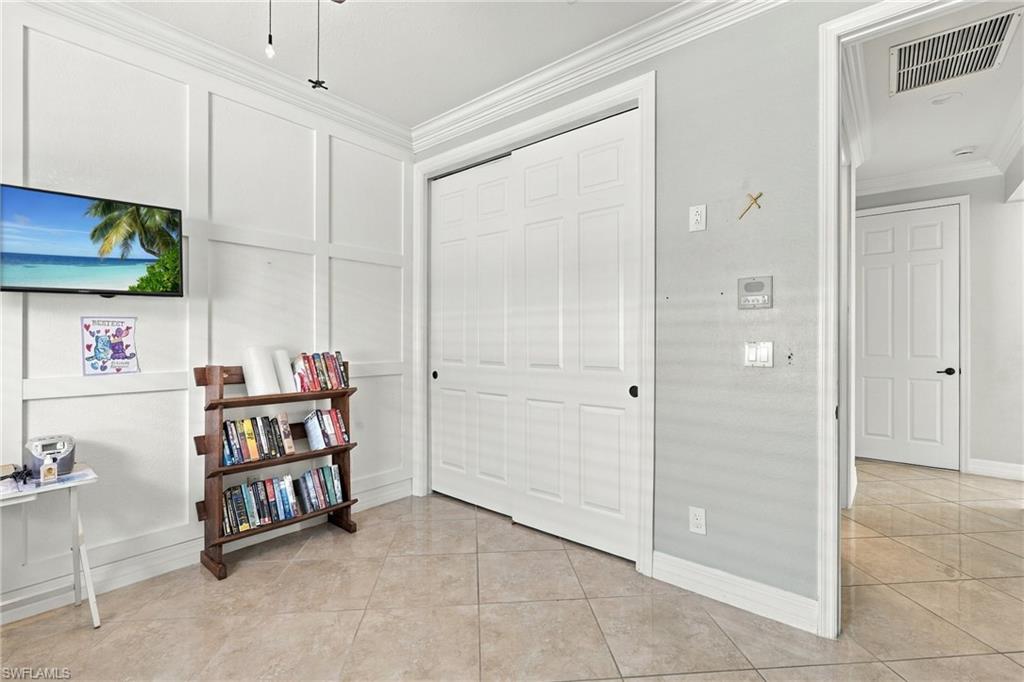 11696 Stonecreek Cir Property Photo 20