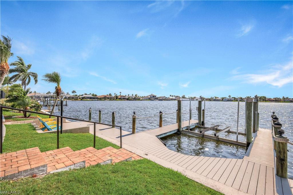5012 Sw 5th Pl Property Photo 4