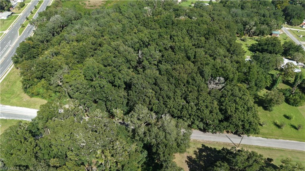 104 Twin Lake Grove Dr Dr Property Photo 13