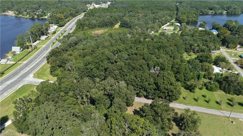 104 Twin Lake Grove Dr Dr Property Photo 18