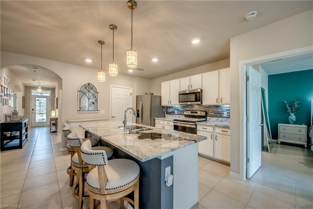 3162 Estancia Ln Property Photo 9