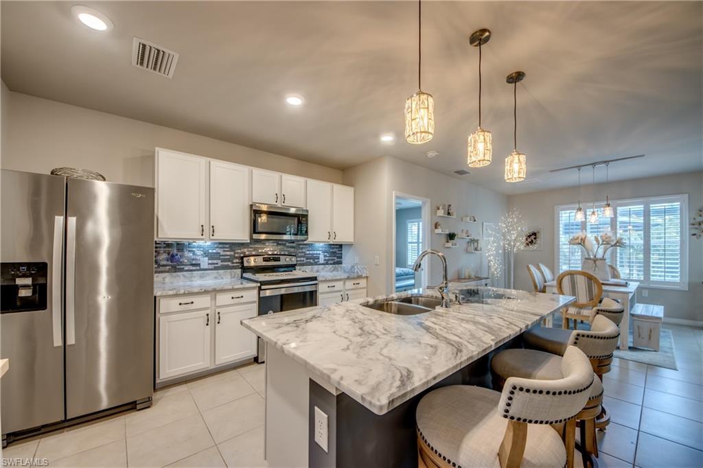 3162 Estancia Ln Property Photo 11