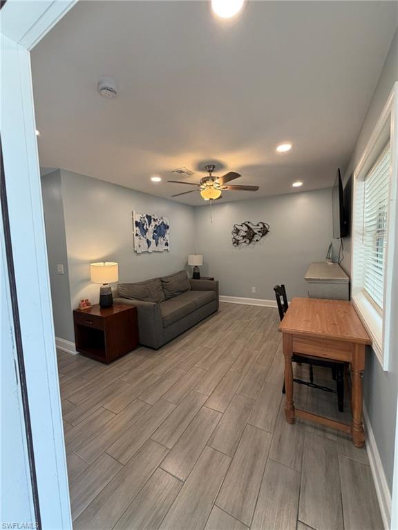27633 -635 Imperial Shores Blvd Property Photo 13